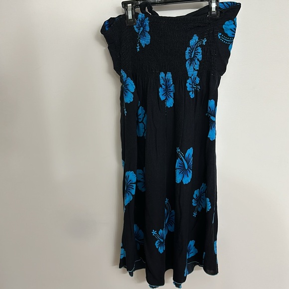 Convertable strap dress - Picture 2 of 3